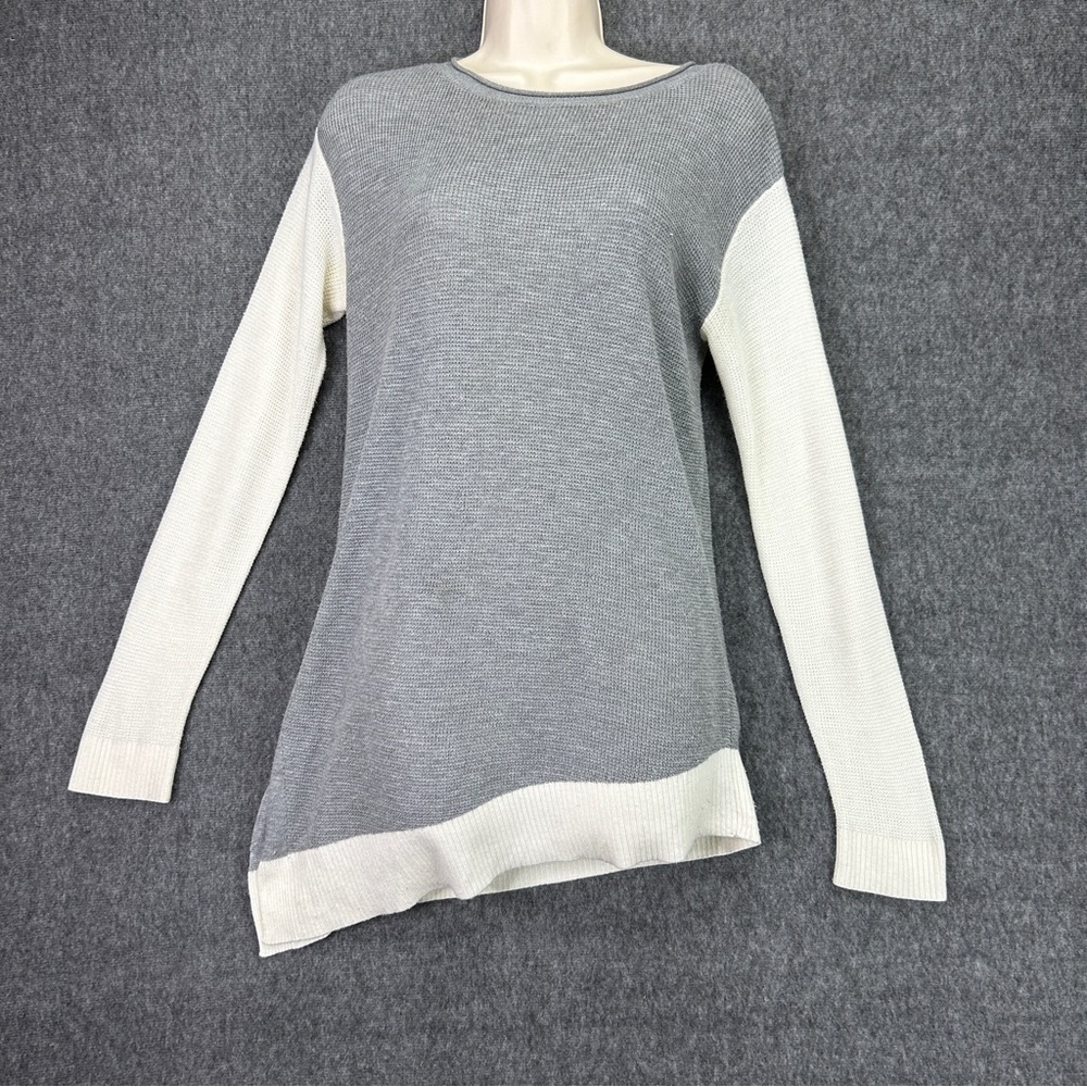 Vince Camuto Asymmetrical Gray White Knit Women’s Sweater Size XS Fall Coastal